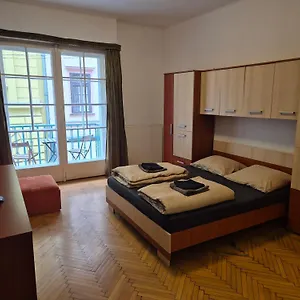  Hostel Boomerang Węgry