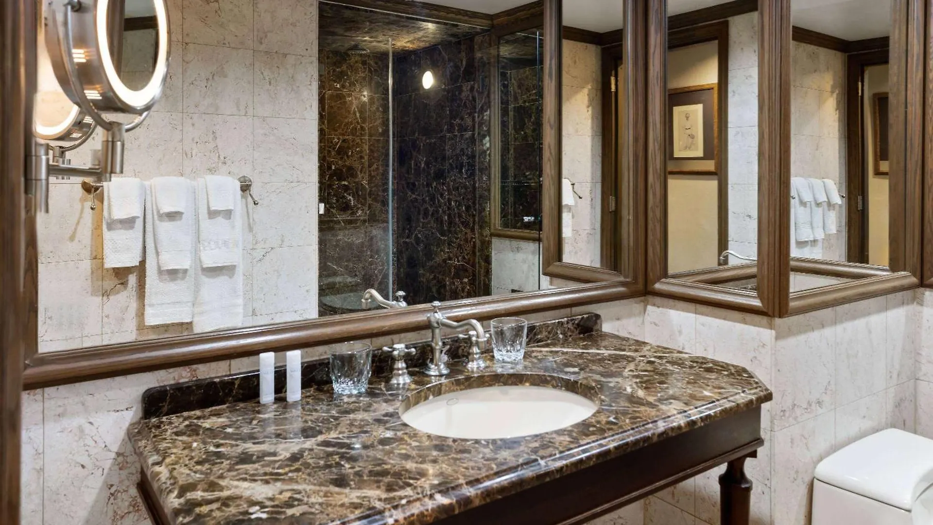 Blakely New York Hotel